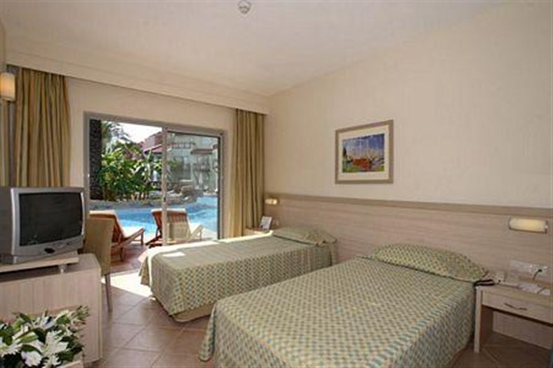 Silence Beach Resort Side En Uygun Tatil Fiyatlari Tatilvitrini Com Da