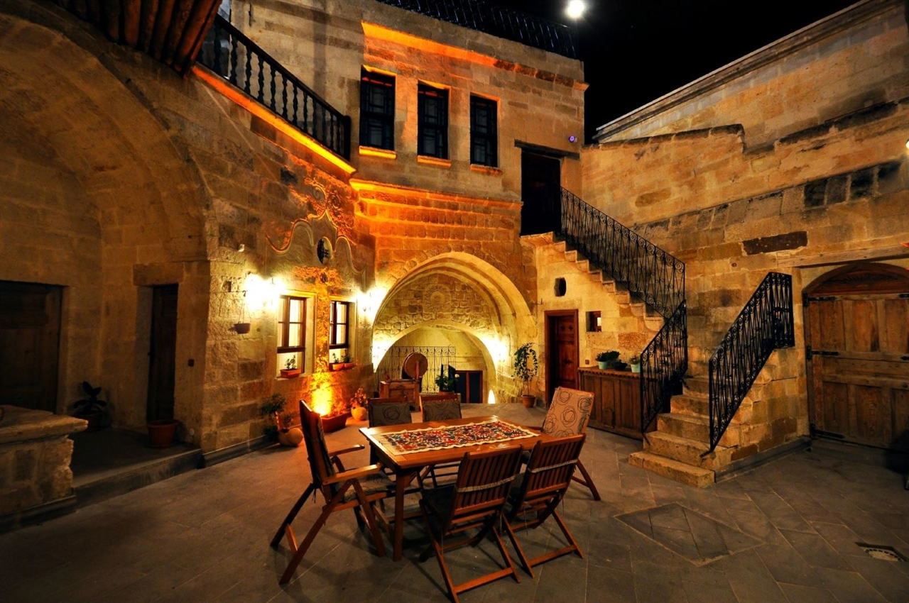 Kale Konak Cave Hotel Ürgüp En uygun tatil fiyatları