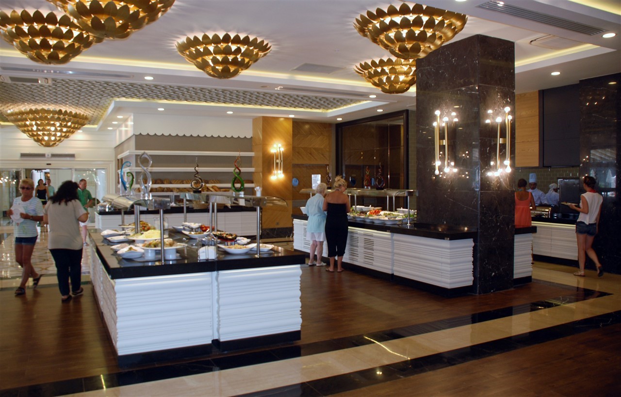 Port River Hotel Spa новый год
