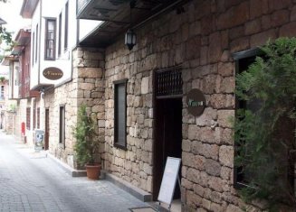 Ninova Hotel
