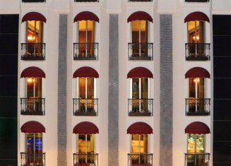 Grand Center Boutique Hotel