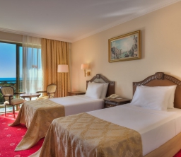 Venezia Palace Deluxe Resort Hotel