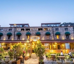 Assos Kervansaray Hotel